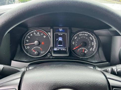 Certified 2021 Toyota Tacoma SR image 21