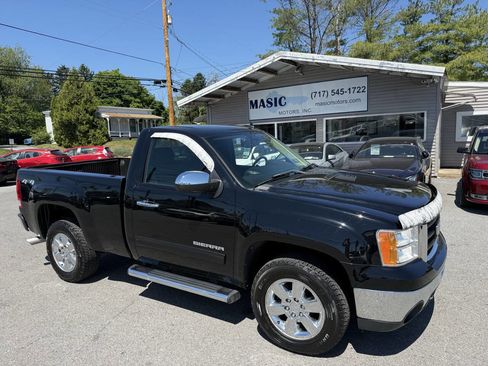 Used 2011 GMC Sierra 1500 SLE w/ Chrome Essentials Package AWD/4WD image 26