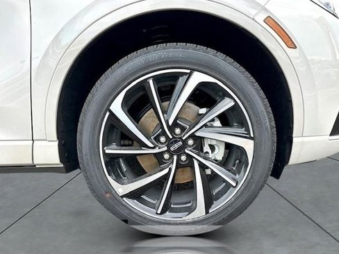 New 2024 Lincoln Corsair Grand Touring w/ Equipment Group 301A image 4