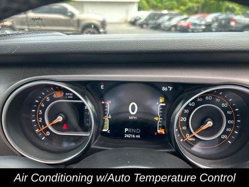 Certified 2022 Jeep Wrangler Unlimited Sport AWD/4WD image 22