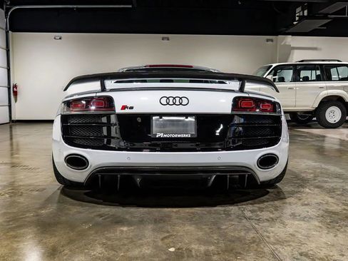 Used 2012 Audi R8 V10 image 8