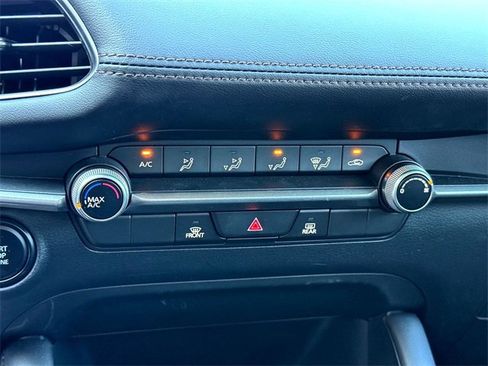 Used 2025 MAZDA MAZDA3 s image 23