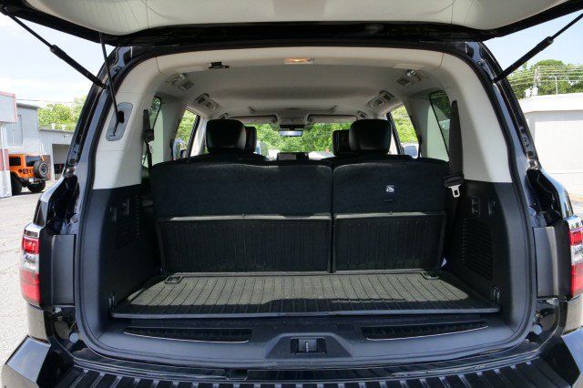 Used 2023 Nissan Armada Platinum w/ Captain's Chairs Package RWD image 37