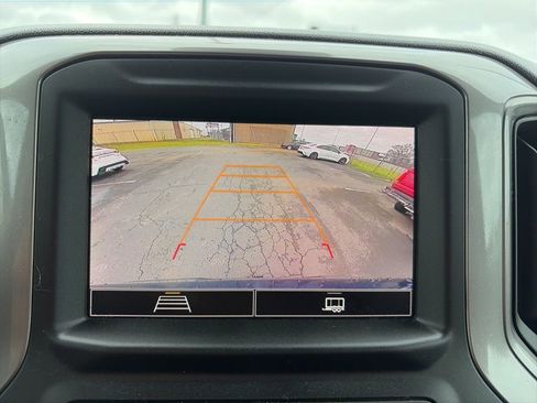 Used 2023 Chevrolet Silverado 1500 Custom image 19