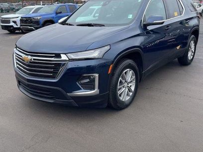 Used 2023 Chevrolet Traverse LT