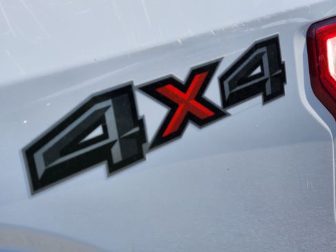 Used 2017 Ford F150 XL w/ Equipment Group 101A Mid image 10