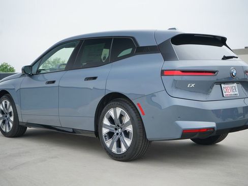 New 2026 BMW iX xDrive45 image 7