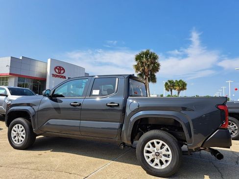 New 2026 Toyota Tacoma SR AWD/4WD image 8