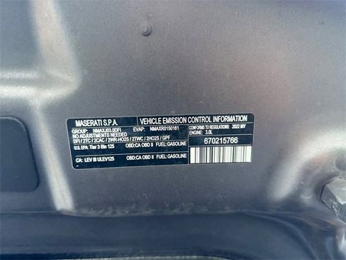 Used 2022 Maserati Levante GT image 31