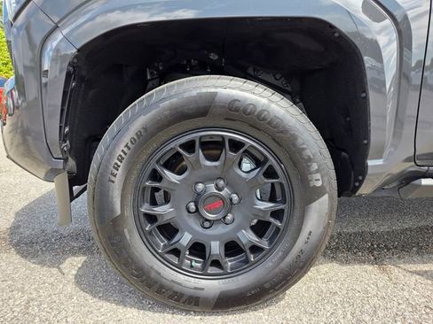 Used 2025 Toyota Tacoma SR5 RWD image 22