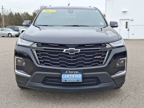 Used 2023 Chevrolet Traverse RS image 5