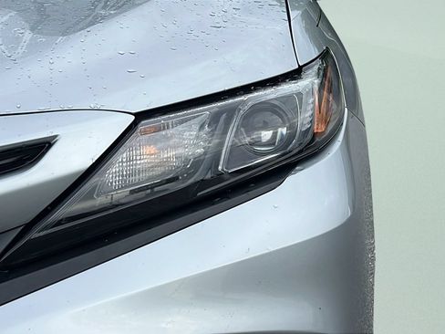 Used 2023 Toyota Camry SE w/ Convenience Package FWD image 22