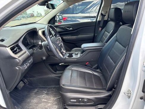 Used 2022 GMC Acadia Denali w/ Denali Technology Package AWD/4WD image 8