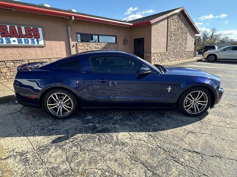 Used 2012 Ford Mustang Premium image 10