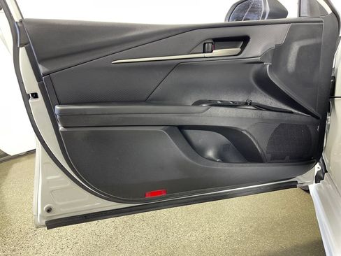 Certified 2025 Toyota Camry SE FWD image 17