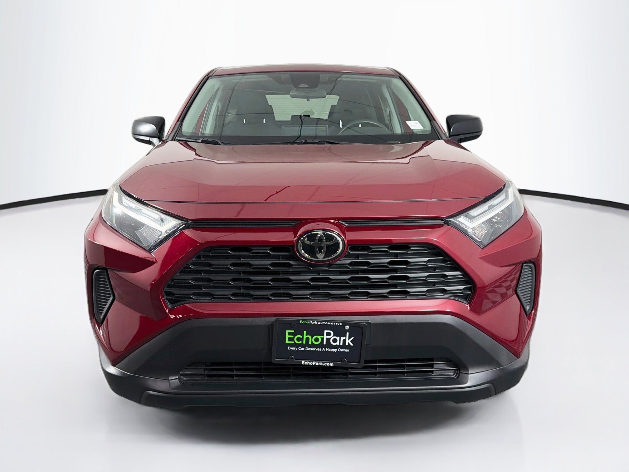 Used 2023 Toyota RAV4 LE AWD/4WD image 2
