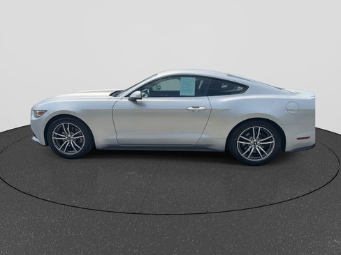 Used 2017 Ford Mustang Premium RWD image 5