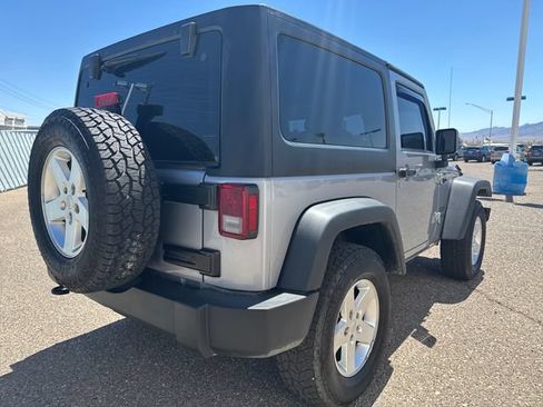 Used 2016 Jeep Wrangler Sport w/ Quick Order Package 24S AWD/4WD image 5
