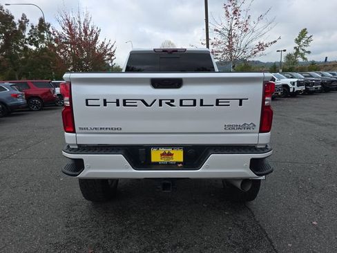 Used 2020 Chevrolet Silverado 2500 High Country image 5