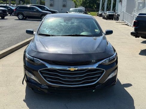 Used 2023 Chevrolet Malibu LT FWD image 3