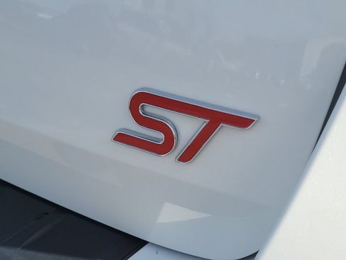 Certified 2023 Ford Explorer ST w/ ST Street Pack RWD image 6