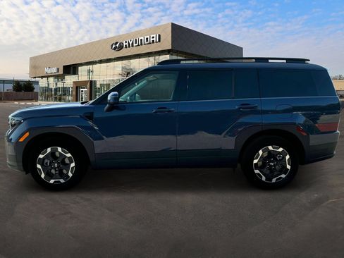 Used 2025 Hyundai Santa Fe SEL image 3