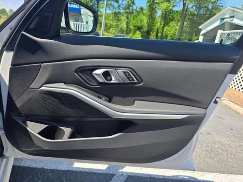Used 2020 BMW 330i Sedan image 17