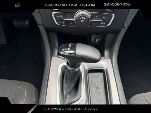 Used 2023 Dodge Charger SXT RWD image 21