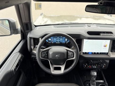 New 2025 Ford Bronco Outer Banks image 18