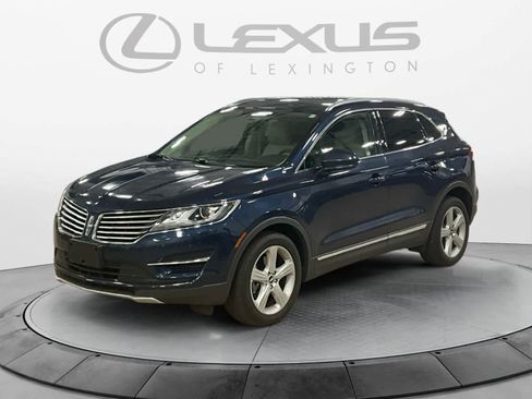 Used 2017 Lincoln MKC Premiere FWD image 1