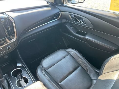 Used 2020 Chevrolet Traverse Premier w/ Redline Edition AWD/4WD image 24