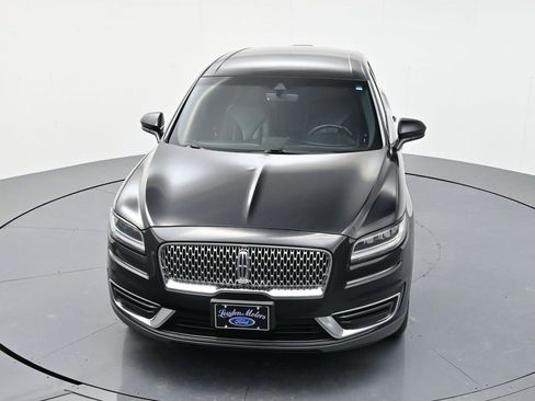 Used 2019 Lincoln Nautilus Premier image 38