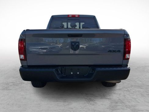 Used 2022 RAM 1500 Classic Warlock w/ Ceramic Gray Warlock Package AWD/4WD image 5