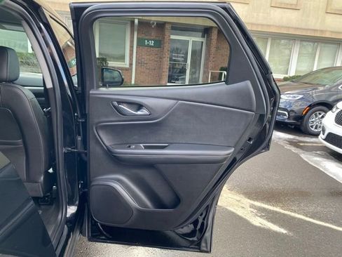 Used 2023 Chevrolet Blazer LT image 30