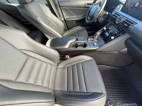 Used 2023 Lexus IS 350 F Sport image 35