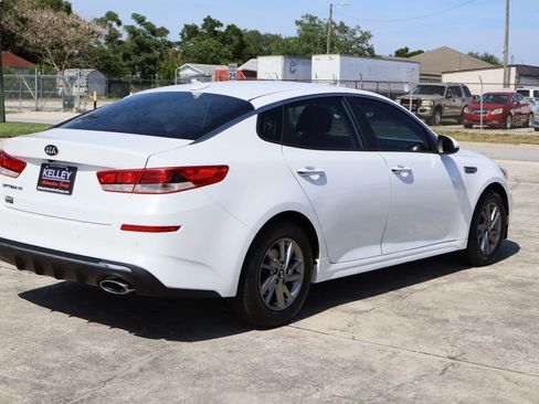 Used 2019 Kia Optima LX FWD image 9