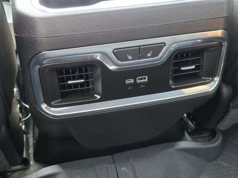 Used 2023 Chevrolet Silverado 1500 High Country w/ High Country Premium Package AWD/4WD image 35