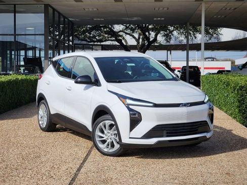 New 2027 Chevrolet Bolt LT w/ Comfort Package image 6