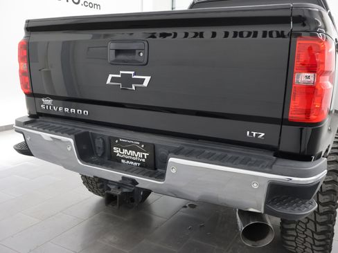 Used 2018 Chevrolet Silverado 2500 LTZ w/ Duramax Plus Package AWD/4WD image 26