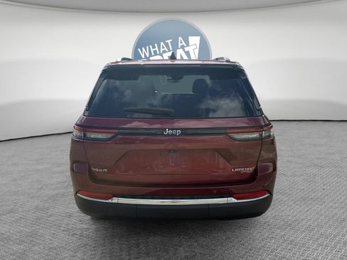 Used 2023 Jeep Grand Cherokee Laredo w/ Luxury Tech Group I AWD/4WD image 5