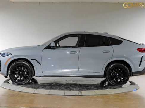 Used 2025 BMW X6 xDrive40i AWD/4WD image 13