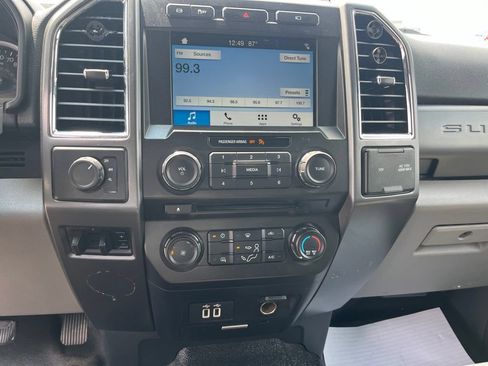 Used 2018 Ford F450 XLT AWD/4WD image 15