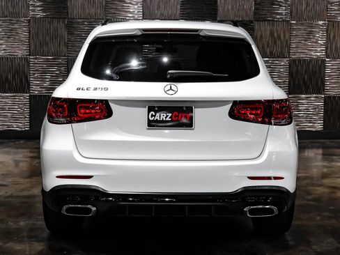 Used 2021 Mercedes-Benz GLC 300 image 7