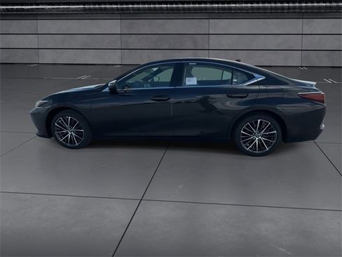 New 2025 Lexus ES 350 w/ Premium Package image 5