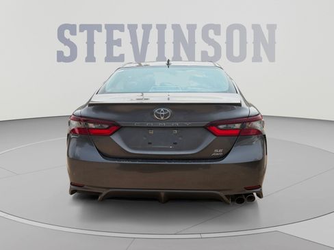 Used 2023 Toyota Camry SE AWD/4WD image 4