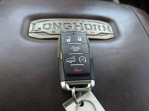 Used 2025 RAM 1500 Limited w/ Bed Utility Group AWD/4WD image 37