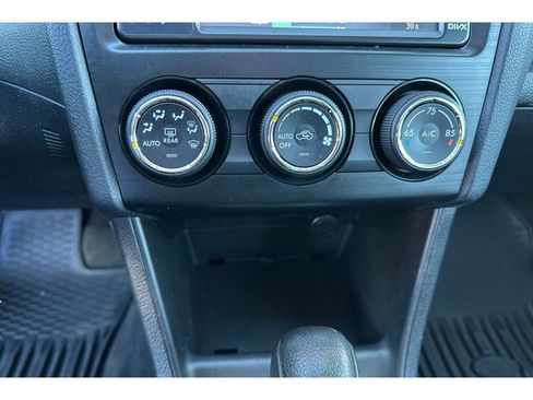 Used 2013 Subaru Impreza 2.0i Limited image 23