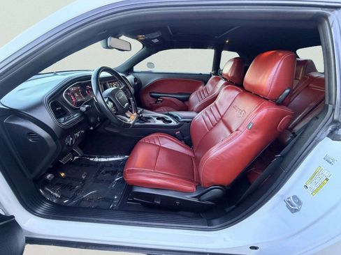 Used 2023 Dodge Challenger SRT Hellcat RWD image 15