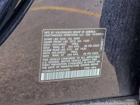 Used 2024 Volkswagen Atlas SE image 39