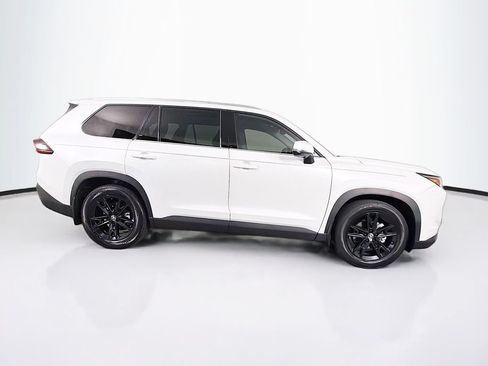 Used 2026 Toyota Grand Highlander AWD Hybrid image 11